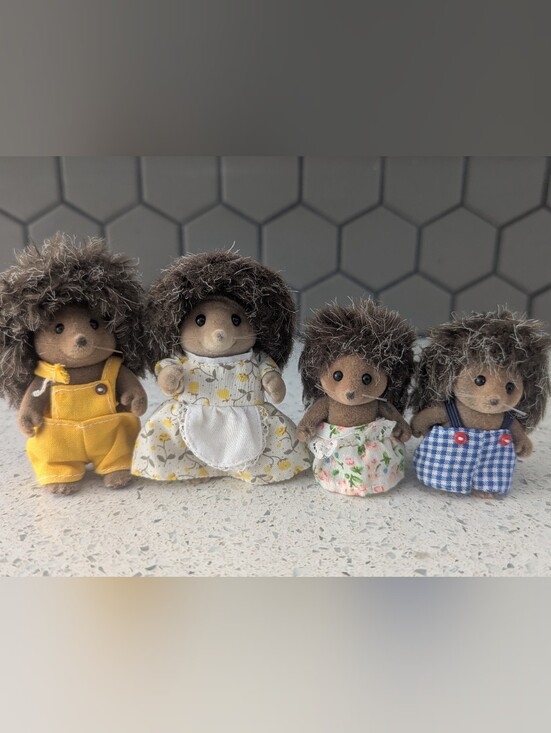 calico critters Other - Calico Critters / Sylvanian Families Hedgehog Family Set Vintage